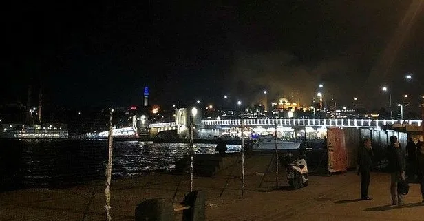 Son dakika: Eminönü’nde yangın!