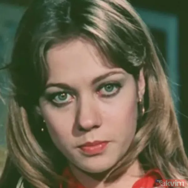 20’likler yanında hikaye! Yeşilçam’ın ok kirpikli güzeli Gülşen Bubikoğlu son haliyle büyüledi! Tarık Akan’ın biricik partneriydi... - 32