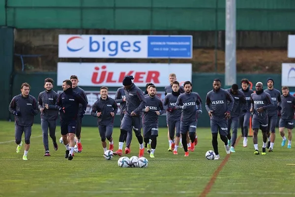 ozel-haber-i-trabzonsporda-stoper-mesaisi-firtinada-temaslar-suruyor-1643875822902.jpg Özel Haber I Trabzonspor'da stoper mesaisi! Fırtına'da temaslar sürüyor-3