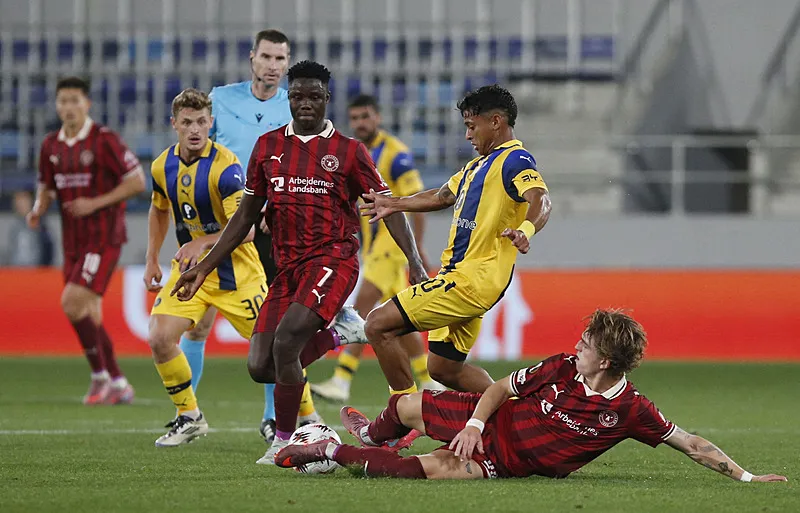 Fenerbahçe'ye buldozer gibi forvet! Transferde dev bomba - 25