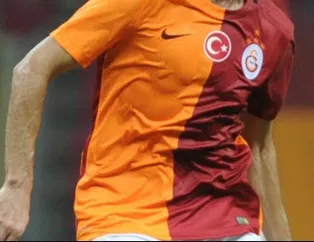 Resmen açıkladı: Futbolu bugün itibariyle bırakmış bulunuyorum