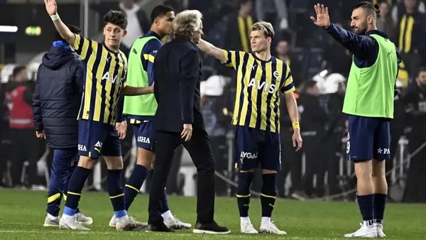 fenerbahcenin-kadikoy-kabusu-kupaya-hasret-kalan-kanarya-kalesini-de-kaybetti-1682545750968.jpeg Fenerbahçe'nin Kadıköy kabusu: Kupaya hasret kalan kanarya kalesini de kaybetti!-8