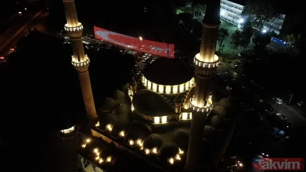 Ramazan ayının ilk teravih namazı kılındı: Vatandaşlar camilere akın etti - 4