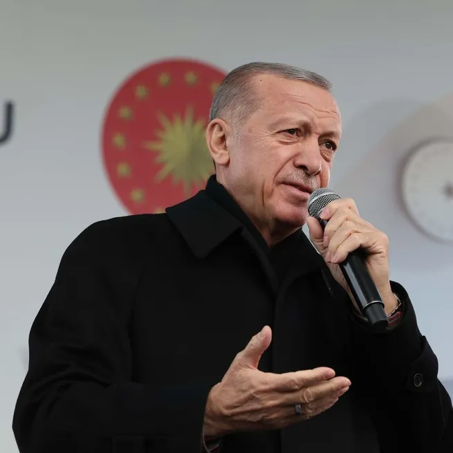 Başkan Erdoğandan Diyarbakırdaki deprem konutlarının temel atma ve anahtar teslim töreninde sivil anayasa çağrısı