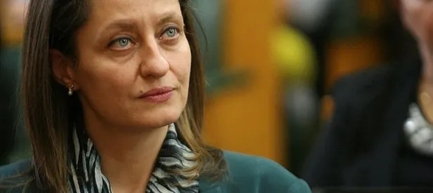 CHP'li Şafak Pavey milletvekilliğinden istifa etti