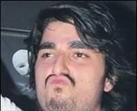 İdo çaldı annesi coştu