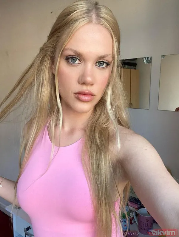 'Bombala kardeş' Serel Yereli derin dekolteli mayosuyla paylaştı Aleyna Tilki'nin eli ayağı birbirine karıştı 'ben bir çıtayım' - 12