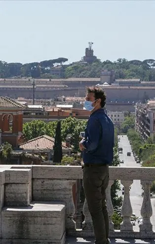 Koronavirüsün etkisi sürüyor! İtalya'da gündem OHAL