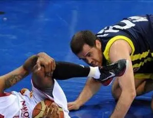 Şampiyonluk maçından kareler