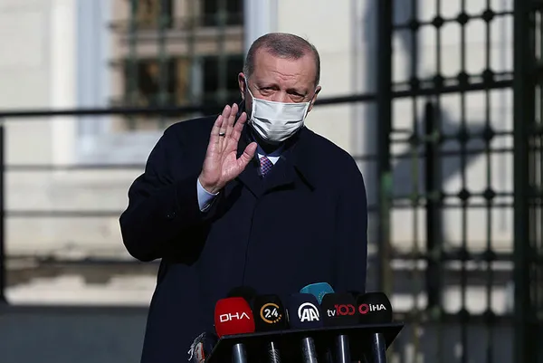 Son dakika: Koronavirüste yeni tedbirler gelecek mi? Başkan Erdoğan'dan cuma namazı çıkışı önemli açıklamalar-5