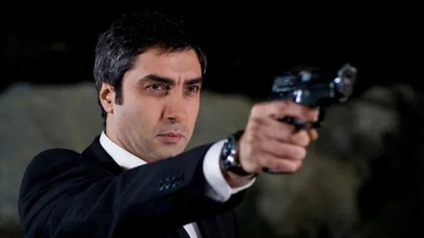 Polat Alemdar'dan hayranlarını sevindiren gönderi... Fenomen dizi Kurtlar Vadisi için flaş gelişme yaşandı!-7