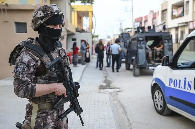 Samsun'da DEAŞ operasyonu: 14 gözaltı