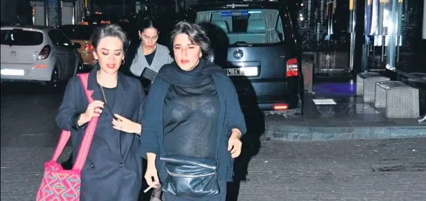 İçi dışı bir Esra