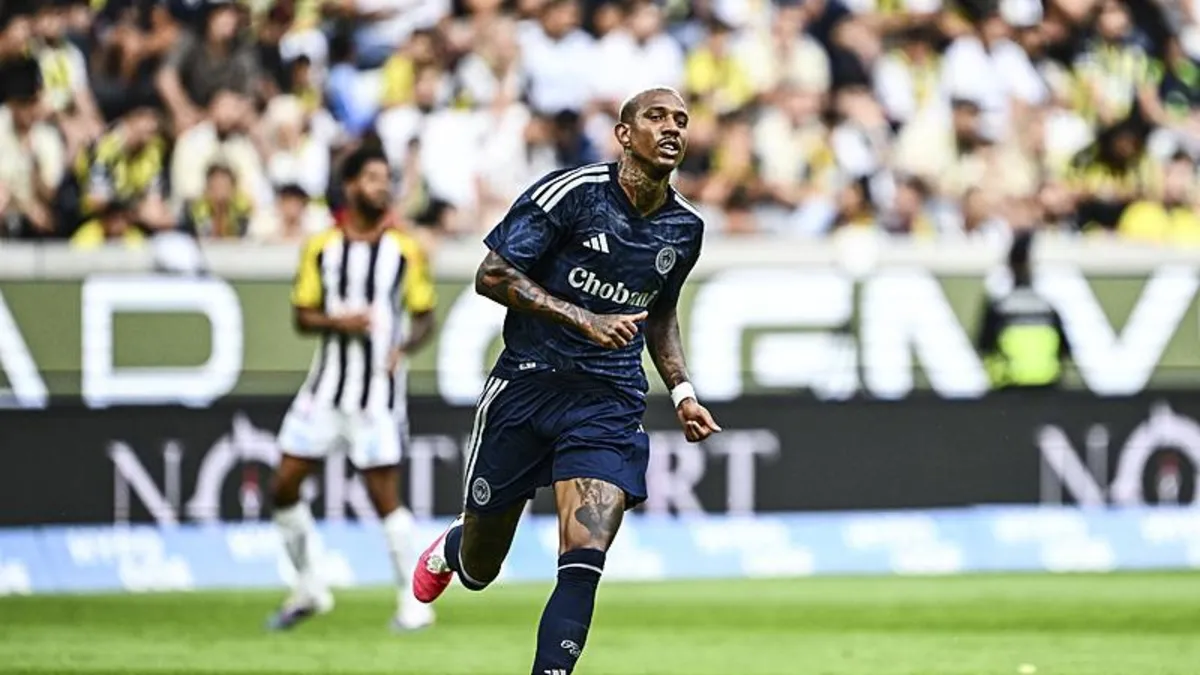 Fenerbahçe, Talisca'nın Geleceğini Polonya Maçından Sonra Değerlendirecek