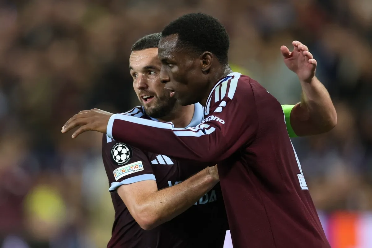 kanarya-3-puan-icin-sahada-aston-villa-fenerbahce-canli-1792007447890.jpg Kanarya 3 puan için sahada! Aston Villa - Fenerbahçe CANLI-10