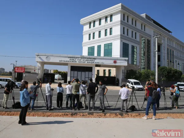 Narin Güran ağıtlarla son yolculuğuna uğurlandı! Minik bedeni bu mezara defnedildi | Yürek burkan 'gelinlik' detayı - 20