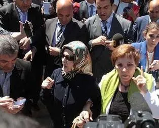 Evren’in cenazesindeki o kadın bakın kim çıktı!