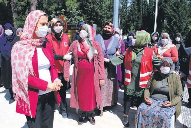 Şehit Ahmet İnce Hatay'ın Kırıkhan İlçesi'nde son yolculuğuna uğurlandı-2