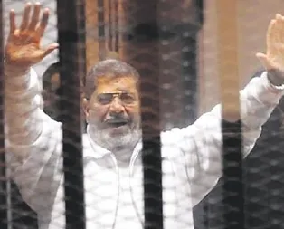 Muhammed Mursi ölüme terk edildi