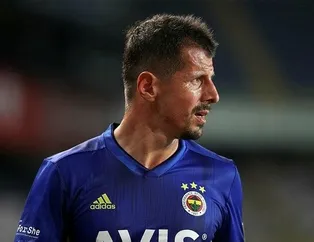 Emre Belözoğlu futbolu bıraktı