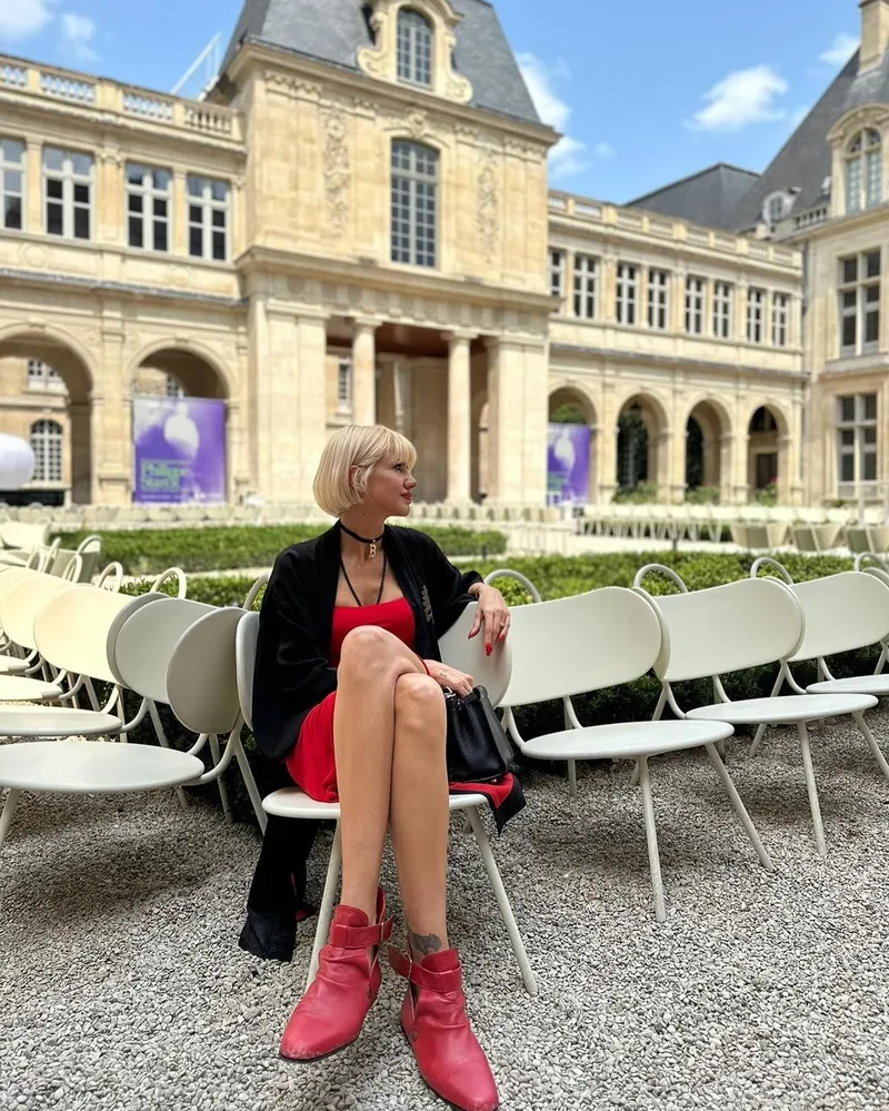 okan-burukun-eski-esi-nihan-buruktan-radikal-degisim-taniyabilene-ask-olsun-1775902455458.jpg Okan Buruk'un eski eşi Nihan Buruk'tan radikal değişim: Tanıyabilene aşk olsun!-6