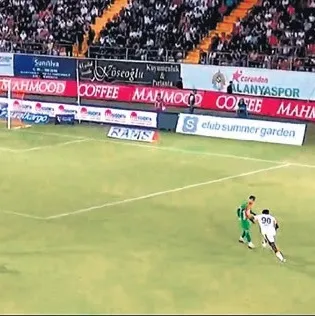 Ne yaptın sen Wilfried Singo!