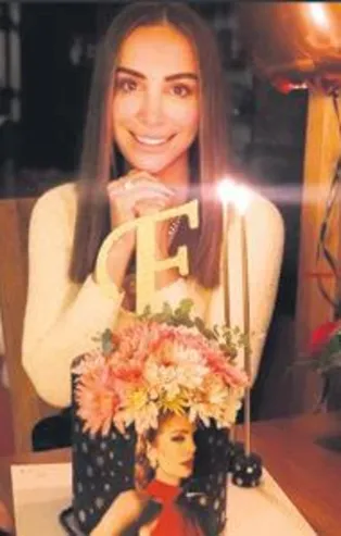 Fatma Toptaş'a çiçekli kutlama