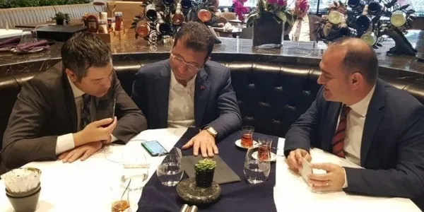 ekremciler-kemalciler-kavgasinda-yeni-perde-kaftancioglu-ihaleci-milletvekillerinin-listesini-kilicdarogluna-v-1671948657111.jpg Ekremciler-Kemalciler kavgasında yeni perde! Kaftancıoğlu ihaleci milletvekillerinin listesini Kılıçdaroğlu'na verdi: Kim bu iki sürpriz isim?-4