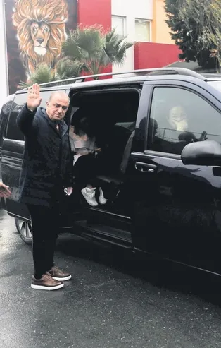 Fatih Terim veda için Florya'ya geldi! Futbolcularla konuşurken duygusal anlar yaşandı