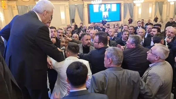 İYİ Parti’de liste gerilimi! İl kongresi bir anda karıştı! Milletvekili Ayhan Erel’e ‘adil ol’ çıkışı-1