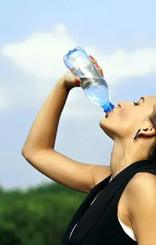 Hemoroidin düşmanı su