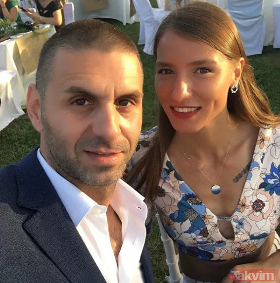 Eser Yenenler’in eşi Berfu Yenenler'e koronavirüs şoku! Sokak kedileriyle kavga sırasında... - 16