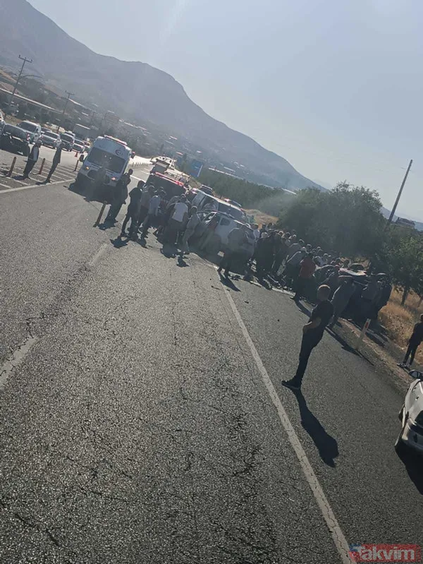 Malatya-Elazığ kara yolunda zincirleme kaza! 2 kişi can verdi | Kare kare can pazarı - 11