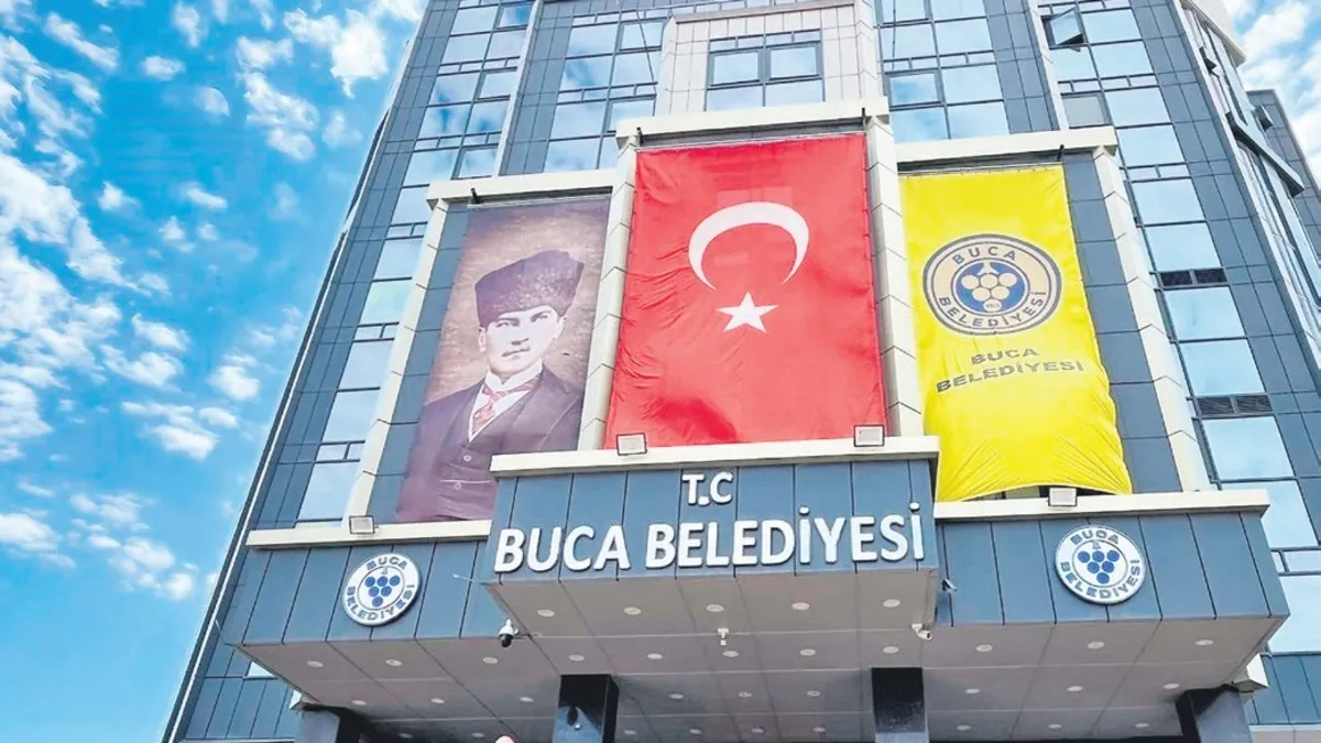 Buca Belediyesine yolsuzluk soruşturmasında bilirkişi raporu: 2 kat izinli parsele 12 kat ruhsat verildi