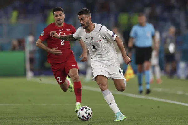 turkiyenin-italyaya-3-0-yenildi-mac-dunya-basininda-1623488832079.jpg Türkiye'nin İtalya'ya 3-0 yenildiği maç dünya basınında-5