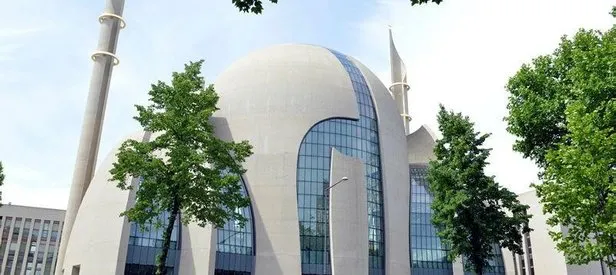 Koln Deki Ditib Merkez Camisi Ibadete Acildi Takvim