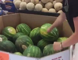 Karpuzu mutlaka böyle yemelisiniz!