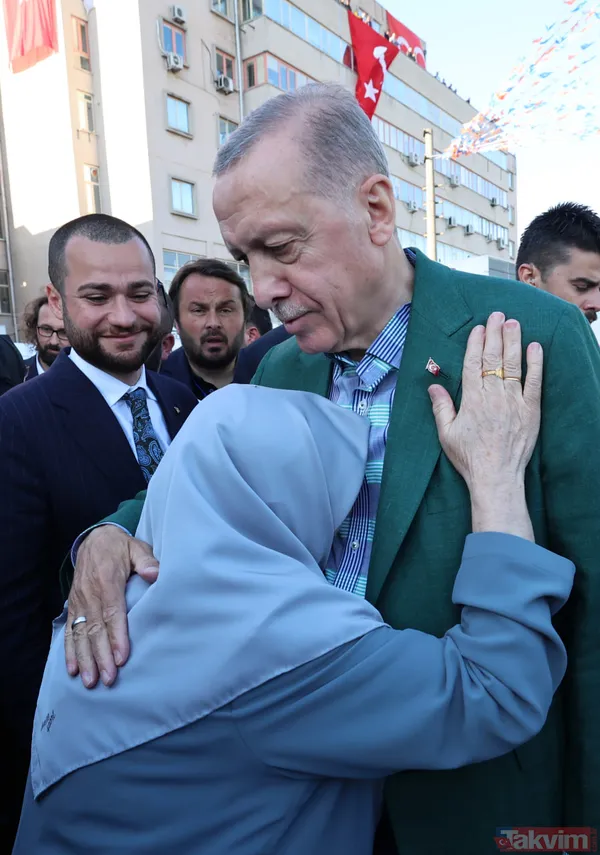 Başkan Erdoğan Tekirdağ'daki coşkulu kalabalıkla bir araya geldi! "Tekirdağ'ı 14 Mayıs akşamı daha çok seveceğiz" - 7