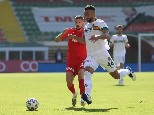 1619588267183.jpg Alanyaspor'un yabancı yıldızı Beşiktaş yolunda-2
