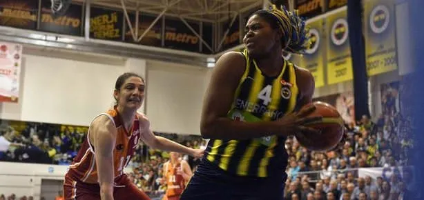 Fenerbahçe Aslan’ı yıktı