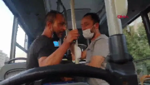 SON DAKİKA: Kahramanmaraş'ta otobüste kız kardeşlere sözlü taciz ve saldırı! 'Kapalıyız diye laf söyleyip argo konuştular'