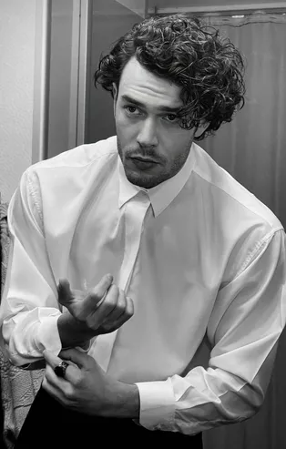 Aytaç Şaşmaz meslektaşı Hande Doğandemir ile görüntülendi! Cemre Baysel'le evliliğe giden ilişkisini noktalamıştı...