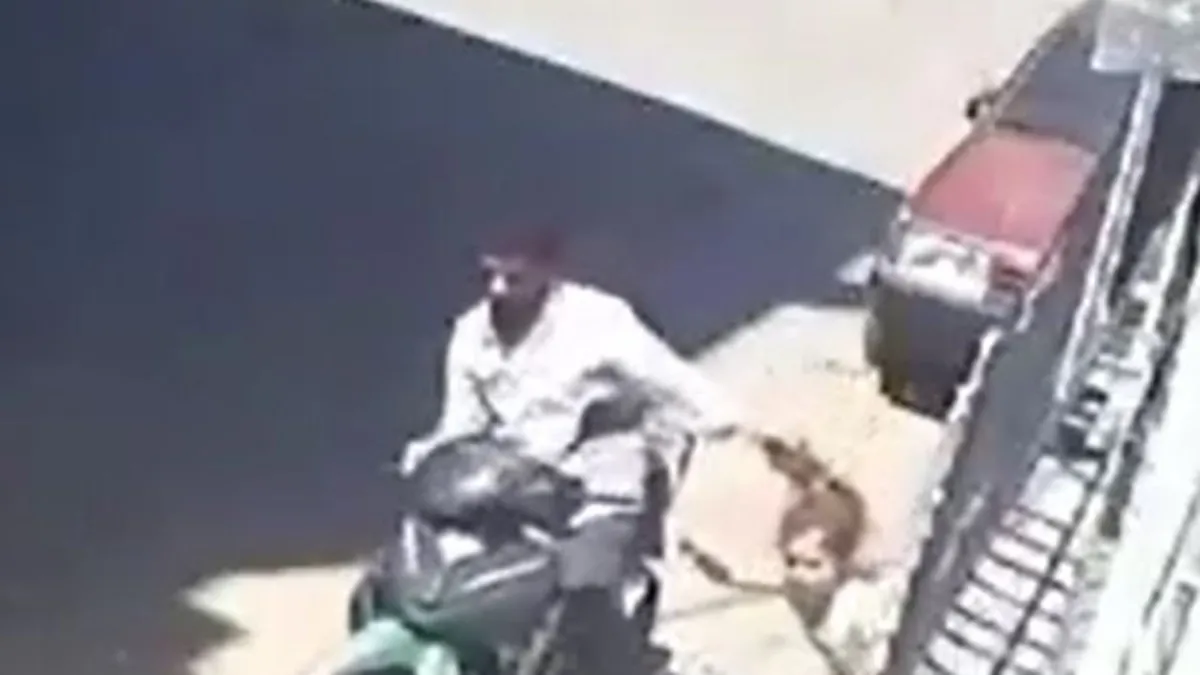 Sokak ortasında evladına vahşet yaşattı: Gaziantep'te kızını saçından tutup motosikletle sürükleyen cani baba yakalandı