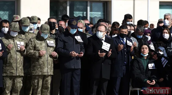 Helikopter kazasında şehit olan 11 asker Elazığ'dan Ankara'ya uğurlandı - 35