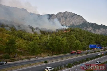 Antalya Kemer’de orman yangını! Ekiplerin canhıraş mücadelesi sürüyor: Sabahın ilk ışıklarıyla havadan müdahale başladı