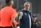 Fenerbahçe Teknik Direktörü Jose Mourinho'dan galibiyet sonrası tepki! "Futbolla dalga geçemezsiniz"