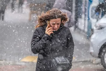 Ankara’ya kar sürprizi: Yeni sistem haritaya yansıdı! Meteoroloji'den 29 ile yağış alarmı