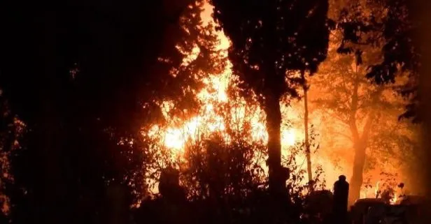 SON DAKİKA: Zeytinburnu’nda fabrika yangını: Kumaşlar alev alev yandı