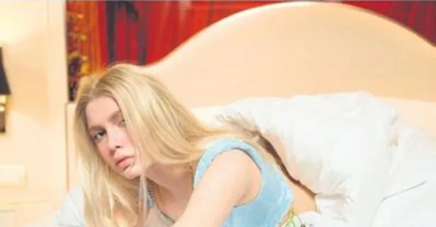 Aleyna Tilki kendini 'cadı' ilan etti