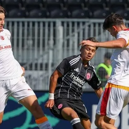 G.Saray U19 Frankfurt’a 4 golle yenildi